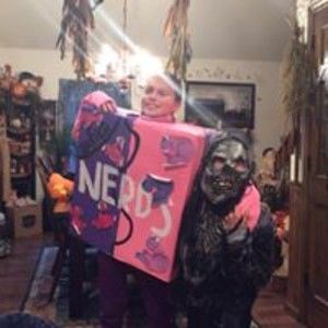 Meet your Posher, Lauren